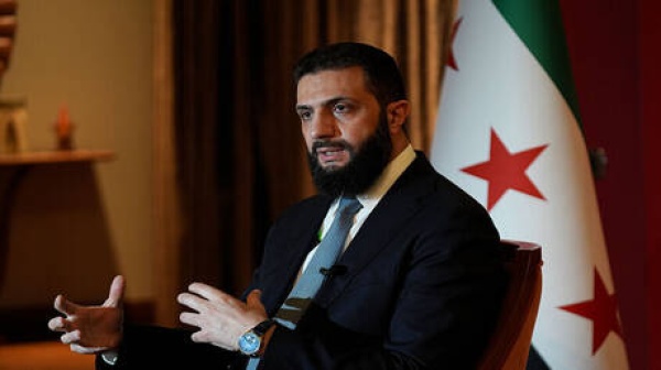 خلال اتصال مع بن سلمان الشرع يدين استهداف المنشآت النفطية السعودية ويؤكد دعم دمشق لأمن المملكة