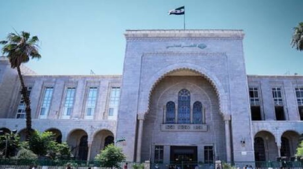 سوريا اتهامات بالابتزاز تطال مفتي الجمهورية السابق حسون في قضايا المعتقلين سوريا اتهامات بالابتزاز تطال مفتي الجمهورية السابق حسون في قضايا المعتقلين