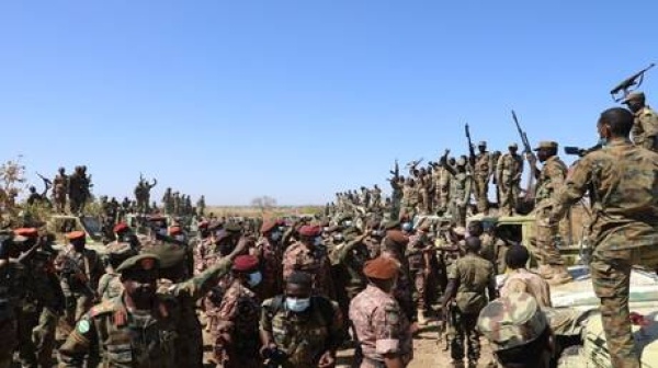 انشقاق مجموعة كبيرة من الدعم السريع والجيش السوداني يستولي على مئات الآليات انشقاق مجموعة كبيرة من الدعم السريع والجيش السوداني يستولي على مئات الآليات