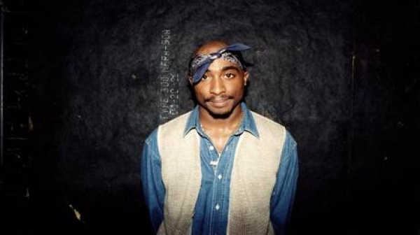 بعد 3 عقود من الغموض انطلاق محاكمة المتهم بتدبير عملية قتل 2pac فيديو بعد 3 عقود من الغموض انطلاق محاكمة المتهم بتدبير عملية قتل 2pac فيديو