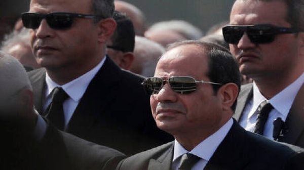 مصر السيسي يصدر قرارات بخصوص قادة كبار مصر السيسي يصدر قرارات بخصوص قادة كبار