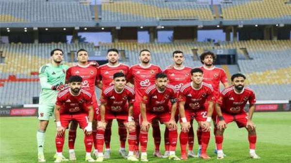 برسالة مثيرة سيراميكا كليوباترا يعلن التعاقد مع لاعب الأهلي رسميا