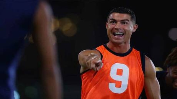 بعد زفافه كريستيانو رونالدو يعود لتدريبات النصر السعودي فيديو بعد زفافه كريستيانو رونالدو يعود لتدريبات النصر السعودي فيديو