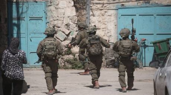 إسرائيل تغتال مدير شرطة محافظة غزة وتقتل فلسطينيا في خانيونس وسط تحذيرات من عودة سياسة الاغتيالات إسرائيل تغتال مدير شرطة محافظة غزة وتقتل فلسطينيا في خانيونس وسط تحذيرات من عودة سياسة الاغتيالات
