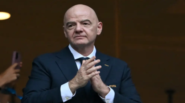 اليويفا يهدد إنفانتينو وجوشوا كوشنر باللجوء للقضاء بسبب مشروع خصخصة كأس العالم