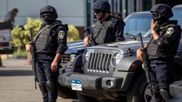 القبض على مسؤول مصري كبير ومساعده في قضية فساد