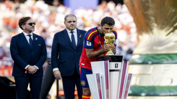 وسط صراع برشلونة وريال مدريد على ضمه رودري يحسم قراره ويختار وجهته المقبلة
