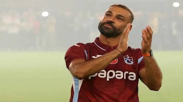 صورة لبطن محمد صلاح تثير الجدل صورة