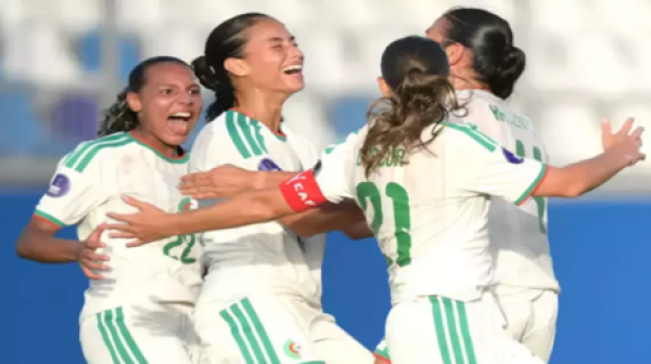 الرئيس الجزائري يهنئ منتخب بلاده للسيدات عقب إنجازه التاريخي والتأهل إلى مونديال 2027 الرئيس الجزائري يهنئ منتخب بلاده للسيدات عقب إنجازه التاريخي والتأهل إلى مونديال 2027
