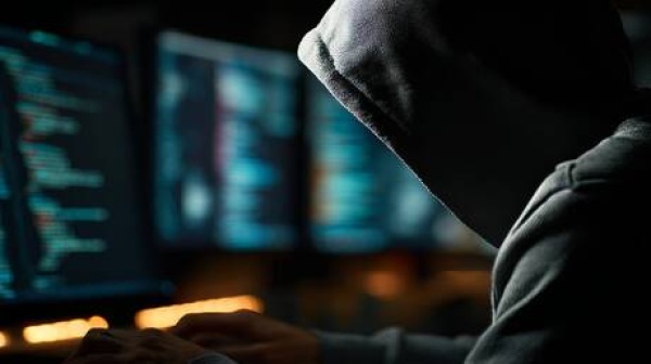 الإمارات تعلن إحباط هجمات سيبرانية استهدفت قطاعات الطيران والطاقة والتعليم الإمارات تعلن إحباط هجمات سيبرانية استهدفت قطاعات الطيران والطاقة والتعليم