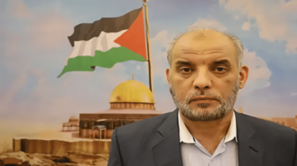 حماس تكشف عن لقاءات جمعت قيادتها بمحمد دحلان وتؤكد مستعدون لخوض الانتخابات ضمن تحالف وطني
