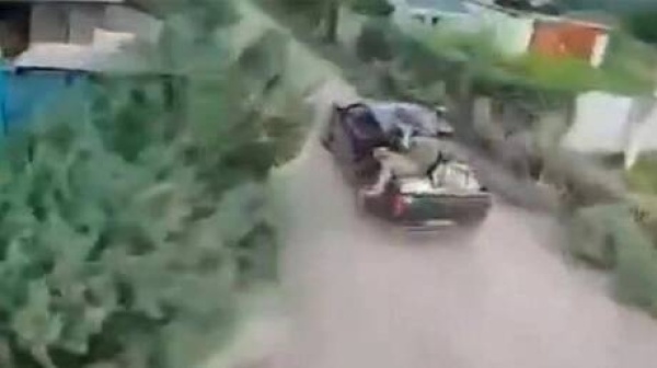 الجيش الروسي يضم لترسانته مسي رات تتنص ت على العدو قبل أن تهاجمه في كمين محكم فيديو