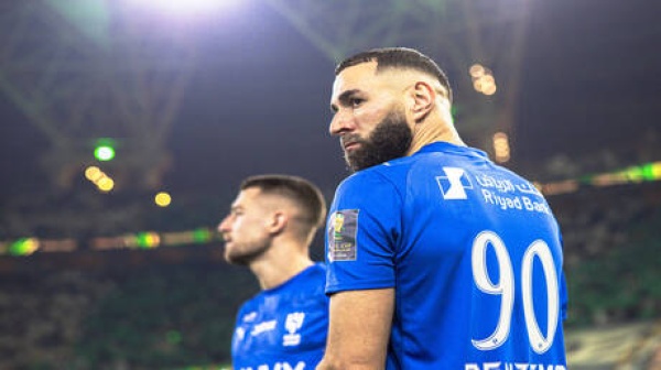 عقبة مالية تهدد رحيل بنزيما عن الهلال وهداف البريميرليغ في الانتظار عقبة مالية تهدد رحيل بنزيما عن الهلال وهداف البريميرليغ في الانتظار