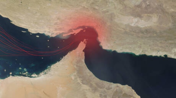 فارس إيران تحتجز ناقلة نفط إماراتية في مضيق هرمز لـ مخالفتها ترتيبات العبور فارس إيران تحتجز ناقلة نفط إماراتية في مضيق هرمز لـ مخالفتها ترتيبات العبور