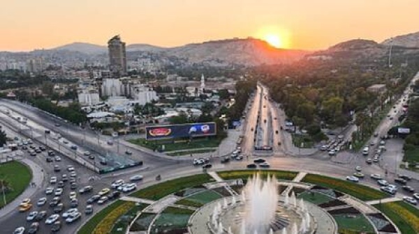 معاون وزير الأوقاف السوري يمنع حملة الذهبي للحجاب الشرعي في دمشق صورة معاون وزير الأوقاف السوري يمنع حملة الذهبي للحجاب الشرعي في دمشق صورة