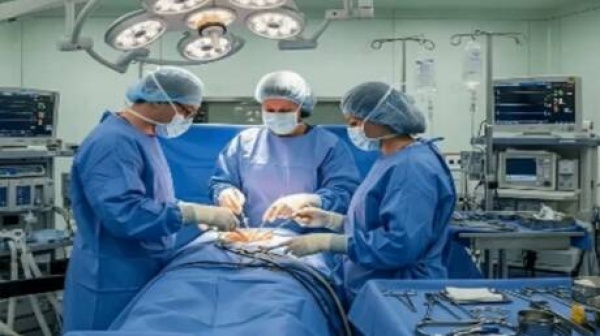 إنجاز تاريخي في السعودية 14 عملية لزرع الأعضاء خلال أسبوع إنجاز تاريخي في السعودية 14 عملية لزرع الأعضاء خلال أسبوع
