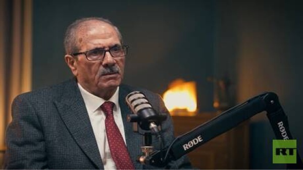 والد الرئيس السوري أحمد الشرع يتوعد إسرائيل لا تمتحنوا صبر السوريين إن لهذه الدولة شعبا لن يسكت والد الرئيس السوري أحمد الشرع يتوعد إسرائيل لا تمتحنوا صبر السوريين إن لهذه الدولة شعبا لن يسكت