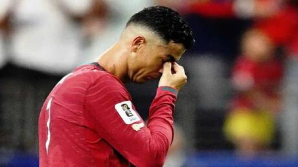 موقف رونالدو 5 نجوم أثاروا جدلا حول اعتناقهم الإسلام موقف رونالدو 5 نجوم أثاروا جدلا حول اعتناقهم الإسلام