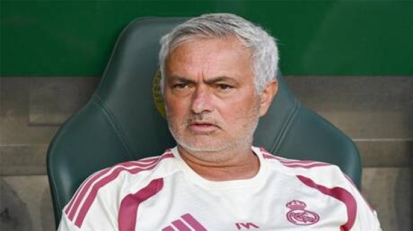 فينيسيوس ليس قديسا أول تعليق من مورينيو بعد الفوز على إسبانيول فينيسيوس ليس قديسا أول تعليق من مورينيو بعد الفوز على إسبانيول