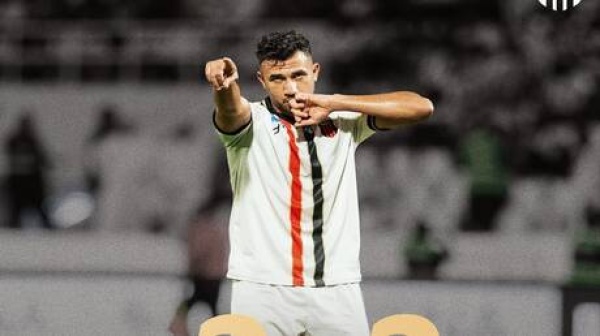 شاهد الهدف الأول للمصري تريزيغية في الدوري السعودي شاهد الهدف الأول للمصري تريزيغية في الدوري السعودي