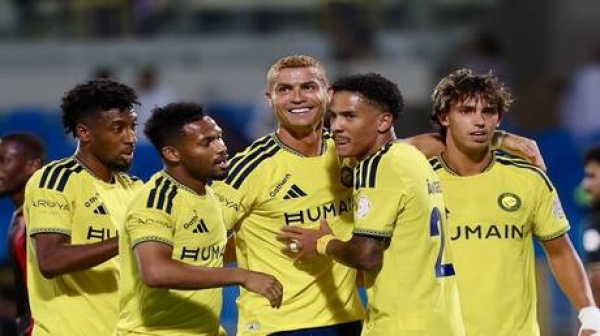 بعد خروجه غاضبا والاختفاء رونالدو يعلق على ريمونتادا النصر أمام الاتفاق