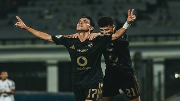 الأهلي يتجاوز عقبة زد فيديو