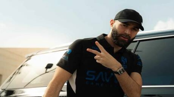 رسميا برشلونة يعلن تعاقده مع غابرييل جيسوس