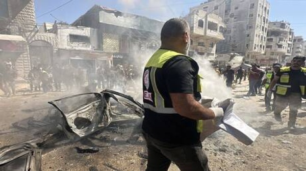حماس تتواصل مع ميلادينوف وتطالبه بالتحرك لوقف التصعيد الإسرائيلي في غزة حماس تتواصل مع ميلادينوف وتطالبه بالتحرك لوقف التصعيد الإسرائيلي في غزة