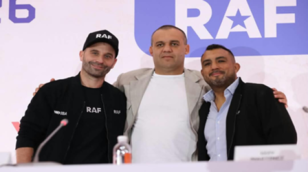 الاتحاد الدولي للملاكمة و raf يوقعان اتفاقية شراكة في موسكو