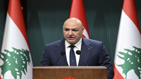 عون يدين الاعتداءات الإسرائيلية ورجي يحذر من تدهور الأوضاع الإقليمية عون يدين الاعتداءات الإسرائيلية ورجي يحذر من تدهور الأوضاع الإقليمية