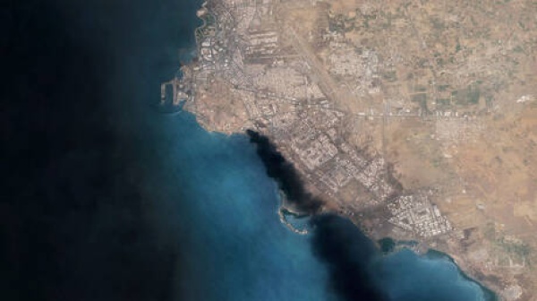 الحوثيون يعلنون تنفيذ هجمات واسعة ضد السعودية الحوثيون يعلنون تنفيذ هجمات واسعة ضد السعودية