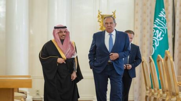 من هرمز إلى باب المندب لماذا تراهن الرياض على موسكو لاحتواء التصعيد من هرمز إلى باب المندب لماذا تراهن الرياض على موسكو لاحتواء التصعيد