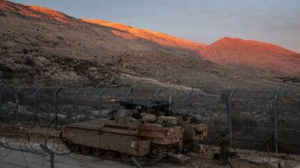الجيش الإسرائيلي يتوغل في ريف القنيطرة جنوب سوريا تحت غطاء من الطيران الحربي الجيش الإسرائيلي يتوغل في ريف القنيطرة جنوب سوريا تحت غطاء من الطيران الحربي