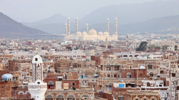 يد إيران الخفية هل منحت واشنطن الضوء الأخضر للسعودية والحكومة اليمنية لتصعيد المواجهة ضد صنعاء