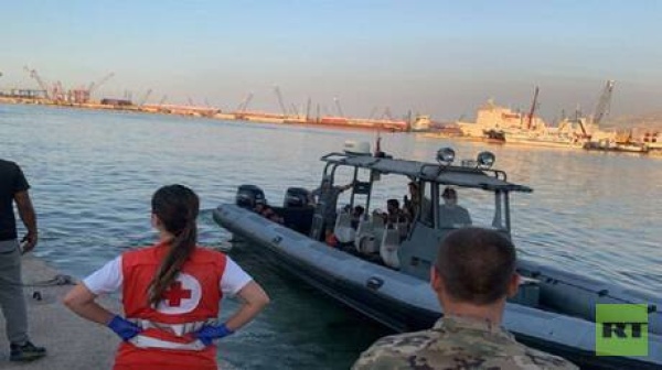 القوات البحرية اللبنانية تنقذ 21 شخصا أثناء محاولة تهريبهم بطريقة غير شرعية