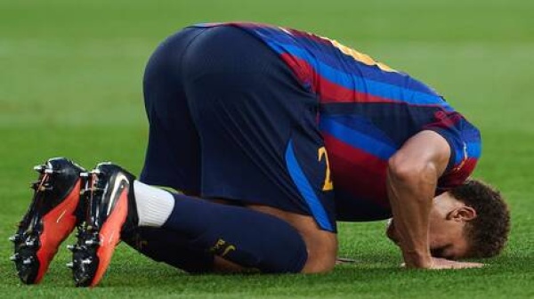ديكو يعلق على مستقبل حمزة عبد الكريم مع برشلونة ديكو يعلق على مستقبل حمزة عبد الكريم مع برشلونة