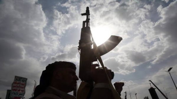 الحوثيون يعلنون تحرير جميع أسراهم في الساحل الغربي