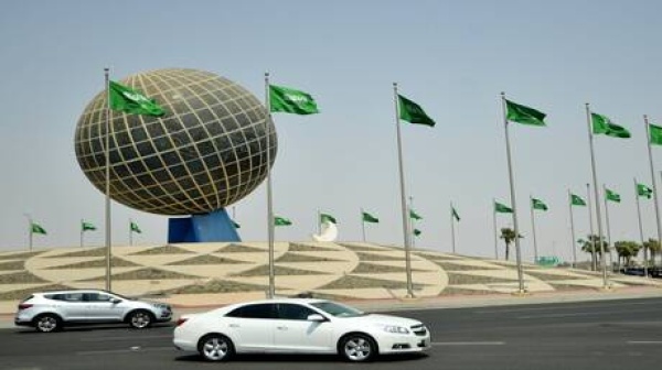 السعودية إصابتان وسقوط مقذوف حوثي على مسجد ومبان ومركبات في الطوال بجازان صور