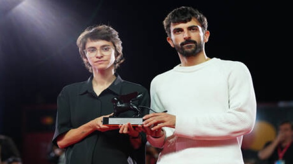 إسرائيل تهدد بسحب الجنسية من مخرجي فيلم نازا الحائز على أوسكار إسرائيل تهدد بسحب الجنسية من مخرجي فيلم نازا الحائز على أوسكار