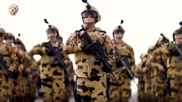 متحدث باسم الجيش المصري لسنا بمنأى عما يحدث حولنا من حروب متحدث باسم الجيش المصري لسنا بمنأى عما يحدث حولنا من حروب
