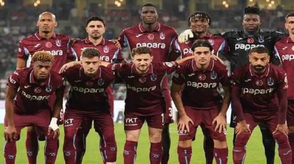 محمد صلاح يترقب طرابزون سبور يستقر على المدرب الجديد محمد صلاح يترقب طرابزون سبور يستقر على المدرب الجديد