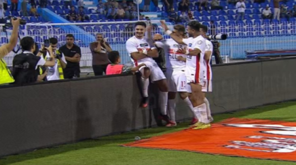 الزمالك يخطف فوزا قاتلا من غزل المحلة ويتصدر الدوري المصري الزمالك يخطف فوزا قاتلا من غزل المحلة ويتصدر الدوري المصري