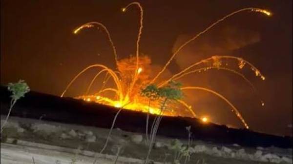 سوريا انفجارات ضخمة تهز منطقة العيس بريف حلب وسط حديث عن قصف طائرات مجهولة مستودع ذخيرة