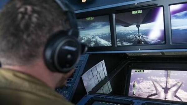 السعودية تفوز بدعم عسكري غربي لتزويد مقاتلاتها بالوقود جوا لمواجهة الحوثيين