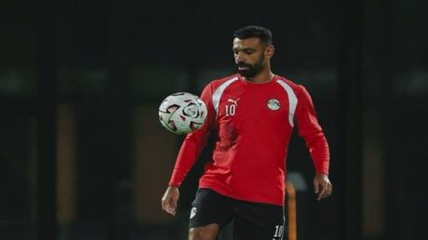 بعد انضمامه للمعسكر صلاح يخطف الأنظار في مران منتخب مصر بهدف لوب جميل فيديو