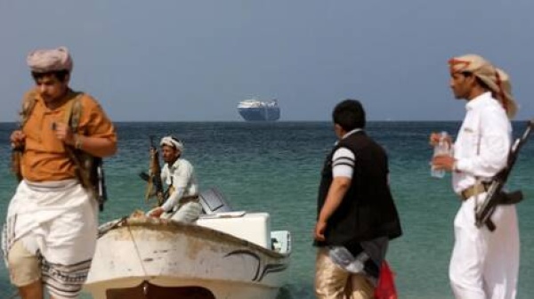 لماذا يصعب إخراج الحوثيين إذا سيطروا على باب المندب خبير أمني يشرح معركة الجغرافيا لماذا يصعب إخراج الحوثيين إذا سيطروا على باب المندب خبير أمني يشرح معركة الجغرافيا