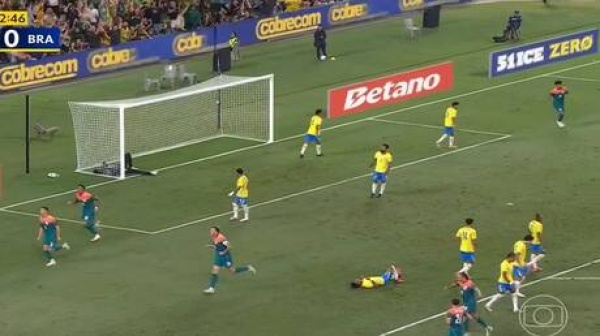 منتخب البرازيل يتلقى صفعة جديدة فيديو