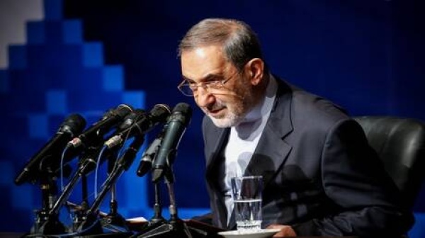 مستشار خامنئي يوجه رسالة إلى رئيس وزراء العراق إثر إغلاق مطار النجف بوجه الطائرات الإيرانية مستشار خامنئي يوجه رسالة إلى رئيس وزراء العراق إثر إغلاق مطار النجف بوجه الطائرات الإيرانية