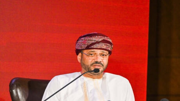 سلطنة عمان تدعو أطراف حرب الشرق الأوسط إلى ضبط النفس وتبدي استعدادها للوساطة