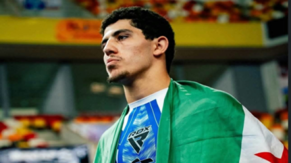 حمزة الحاج علي يمنح الفنون القتالية السورية أول ميدالية عالمية حمزة الحاج علي يمنح الفنون القتالية السورية أول ميدالية عالمية